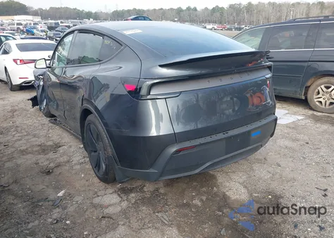 2026 Tesla Model Y Long Range Dual Motor All-Wheel Drive/Long Range Launch Series z USA, uszkodzony, nr VIN 7SAYGDEE6TA396967